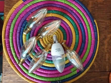 Photo of free 6 light bulbs (Frankwell SY3) #1