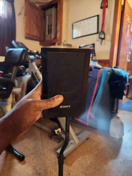 Photo of free Sony Speakers (Temple Hills,MD) #2