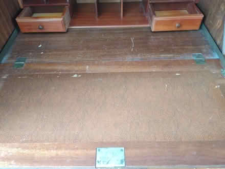 Photo of free Vintage Beuro/ writing desk (Moor Allerton LS17) #4