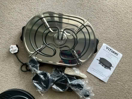 Photo of free Vitinni raclette grill with pancake plate (Greenhill DY10) #2