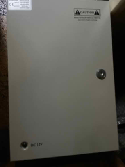 Photo of free CCTV power supply 12VDC 18 output (Finsbury Park N4) #2
