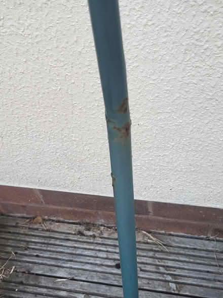 Photo of free Metal clothesline prop (Cherry Orchard SY2) #2
