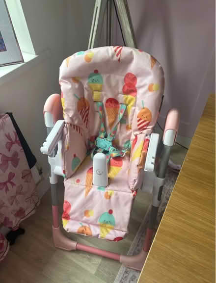 Photo of free High chair (Leabrooks DE55) #1
