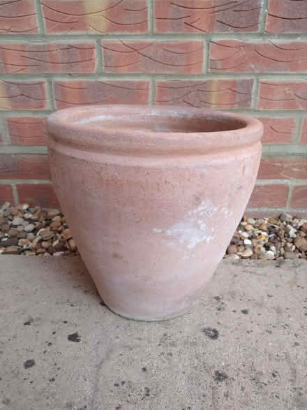 Photo of free Terrocotta pot (Emerson Valley, MK4) #1