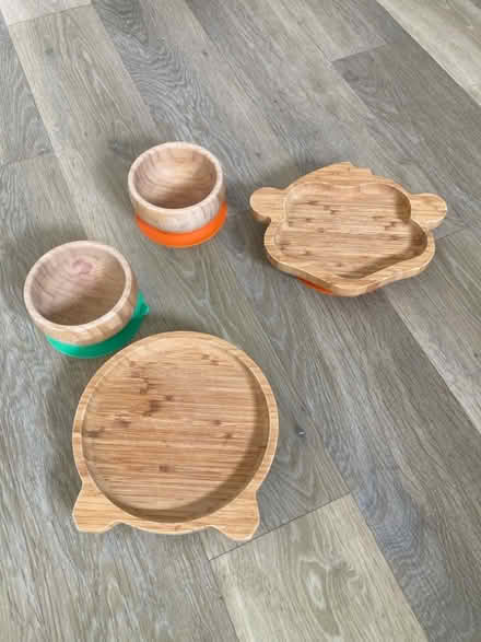 Photo of free Bamboo bowls and plates for children (Harbury CV33) #1