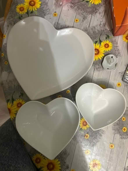 Photo of free Set of 3 love heart shaped bowls (Earley RG6) #1