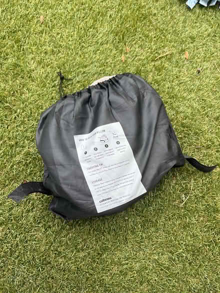 Photo of free Travel neck pillow (Roehampton (SW15)) #1