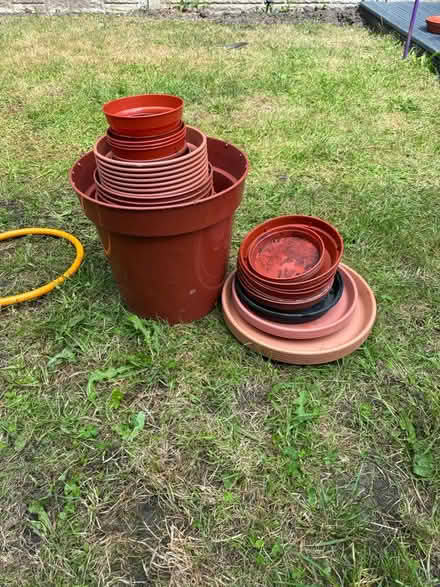 Photo of free Plant pots (Penwortham PR1) #1