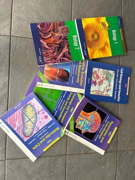 Photo of free A Level Biology books (Ullesthorpe LE17) #1