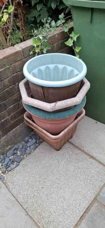 Photo of free Plastic pots (High Brooms TN4) #1