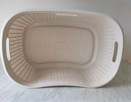 Photo of free Lakeland Ltd White Plastic Laundry Basket (Dunblane FK15) #2