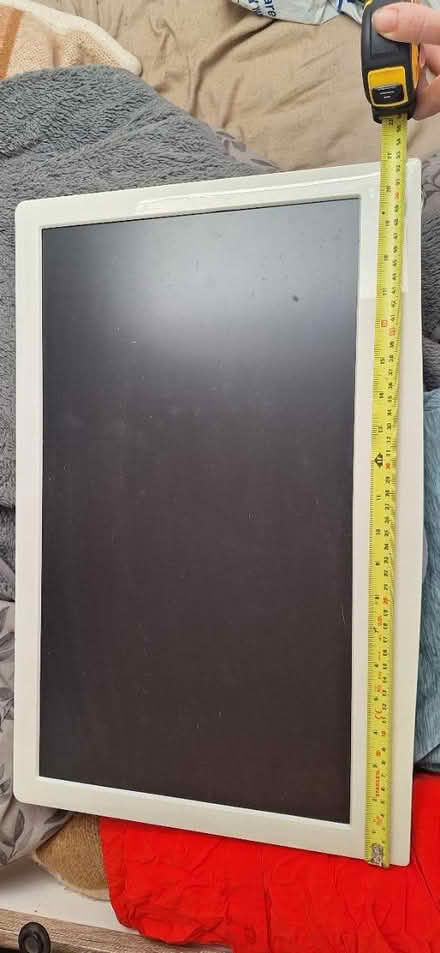 Photo of free TV + dvd player and wall bracket (GL16) #2