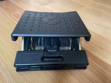 Photo of free Adjustable footrest (Huntingdon Rd & Storey's Way) #2