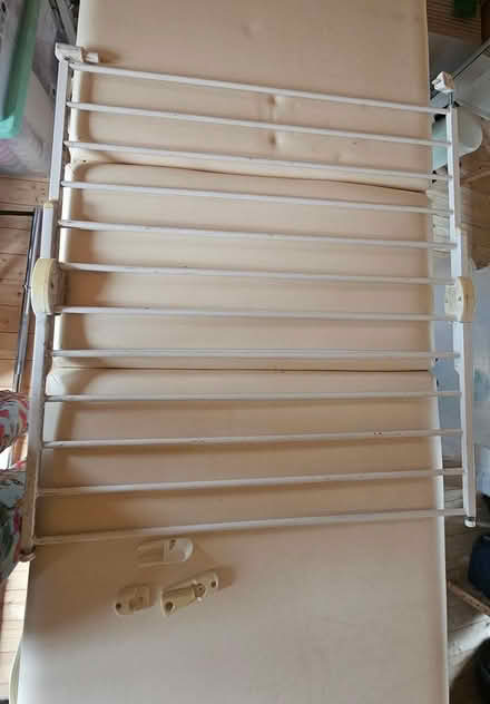 Photo of free Lindam adjustable stair gate (SW16 (streatham common)) #1