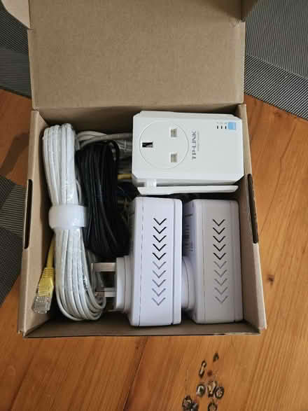 Photo of free Wifi extender kit (Tadley, RG26) #3