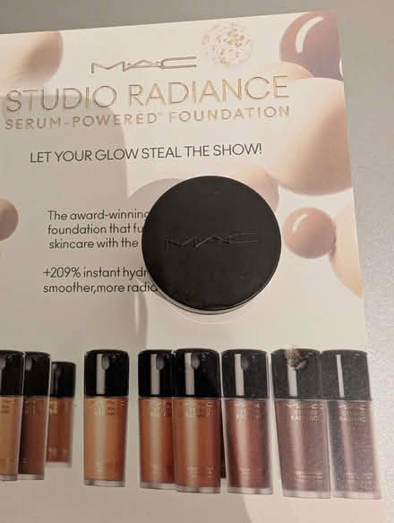 Photo of free MAC Foundation tester shade NC27 (Woodley RG5) #2