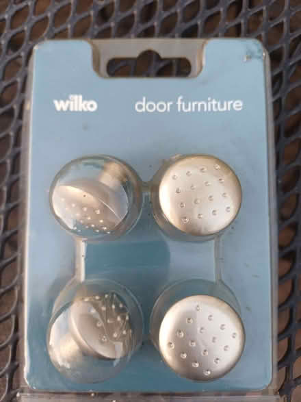 Photo of free Pack of 4 willo matt silver metal door knobs (Moor Park HA6) #1