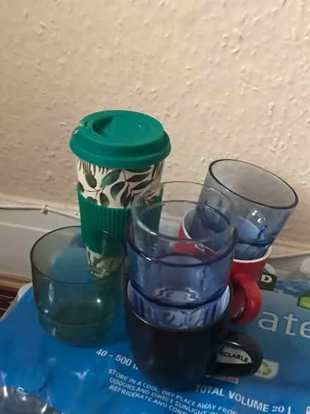 Photo of free Mugs/Glasses (Tottenham N17) #1