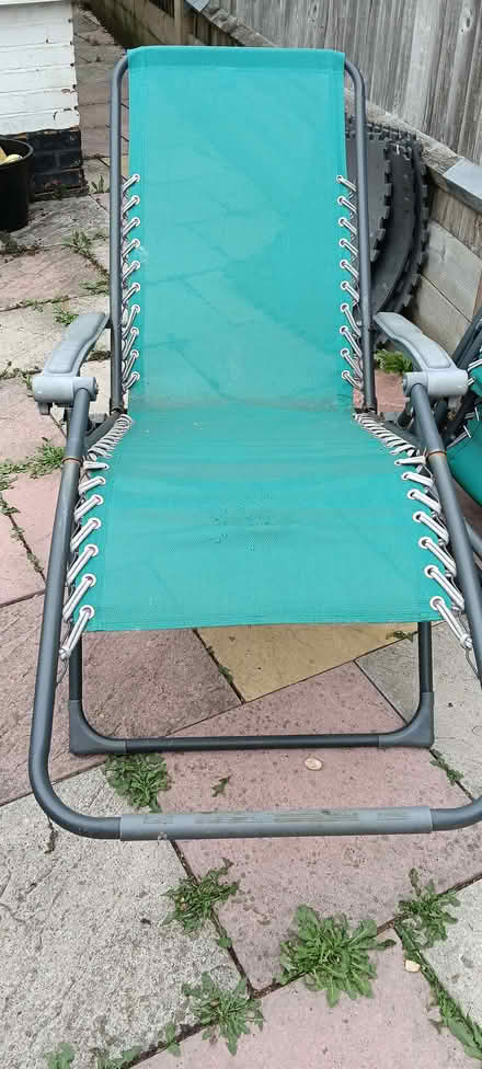 Photo of free 2 x sun loungers (Napsbury AL2) #2