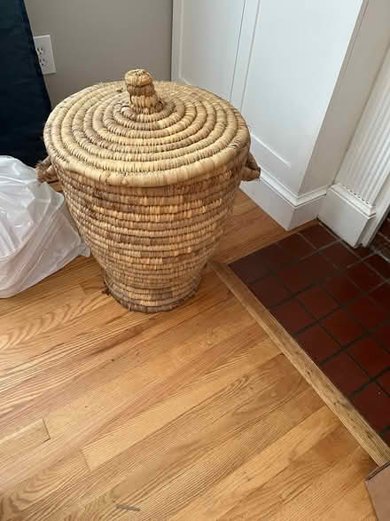 Photo of free Wicker basket (Upper NW DC) #1