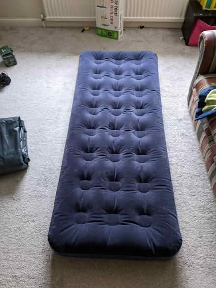 Photo of free Single inflatable bed (slow leak) (Hatfield AL9) #2