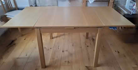 Photo of free IKEA extendable dining table (Burnham SL1) #1
