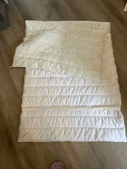 Photo of free Single bed size mattress protector - not waterproof (Earley RG6) #1