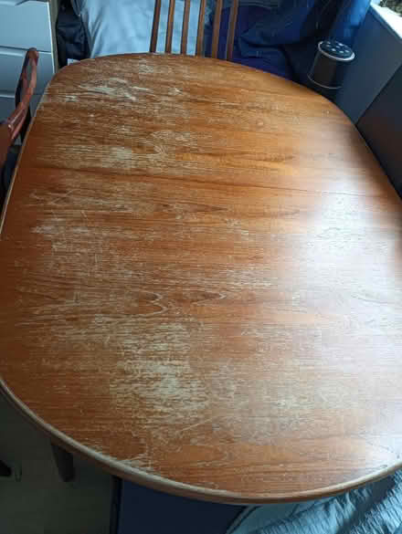 Photo of free Extendable table and 6 chairs (Macclesfield SK11) #3