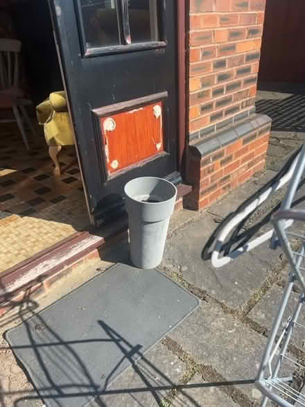 Photo of free 2 grey plant pots (Eston TS6) #2