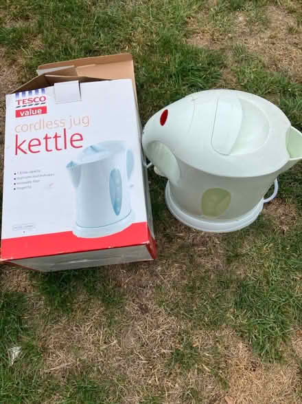 Photo of free Cordless kettle (Chesterfield S41) #1