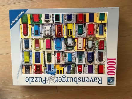 Photo of free 1000 piece jigsaw, Doors (SK7) #1