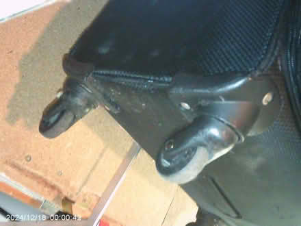 Photo of free Wheeled Pull Along Large Suitcase (Freshbrook SN5) #4