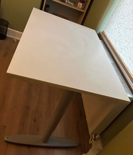 Photo of free Office desk from Ikea (King's Cross WC1H) #1