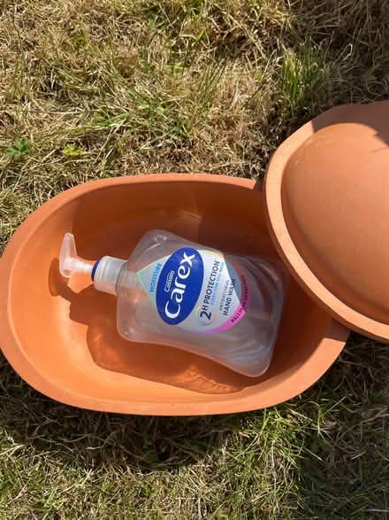 Photo of free Clay baking tray with cover (Craigour EH17) #1