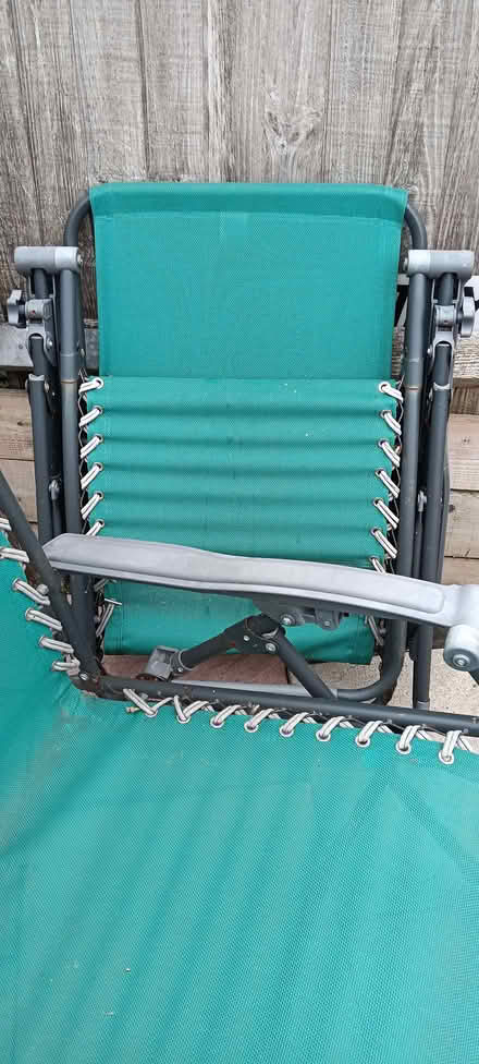 Photo of free 2 x sun loungers (Napsbury AL2) #3
