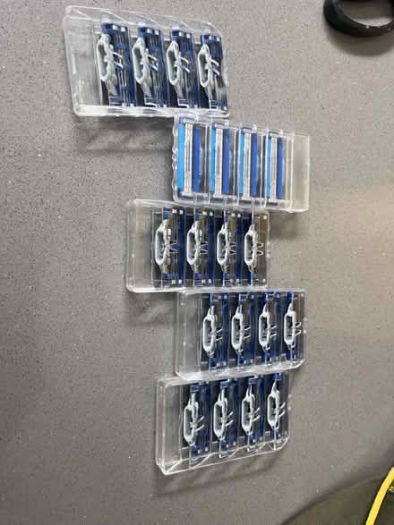 Photo of free Gillette Mach 3 razor blades (25) (Magnolia) #1