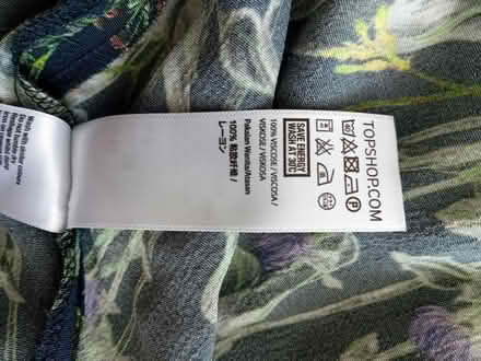 Photo of free Ladies dresses size 10 (Hayes BR2) #2