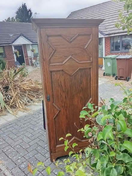 Photo of free Vintage wooden wardrobe (Highbury Vale NG5) #3