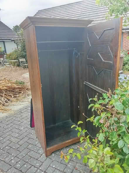 Photo of free Vintage wooden wardrobe (Highbury Vale NG5) #2