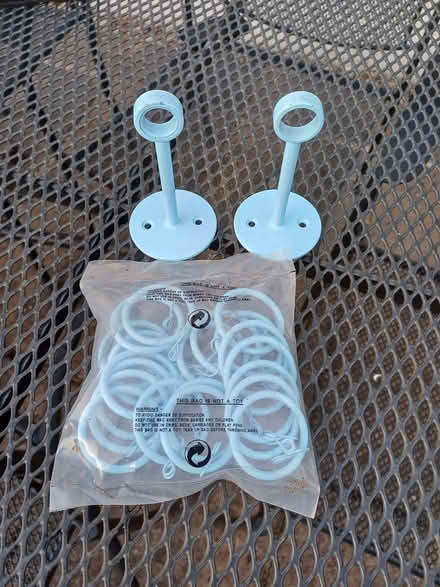 Photo of free Curtain pole holder and curtain rings (20l (Moor Park HA6) #1