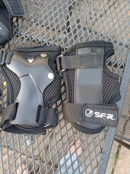 Photo of free Kids hand, elbow and knee pads. (Moor Park HA6) #2