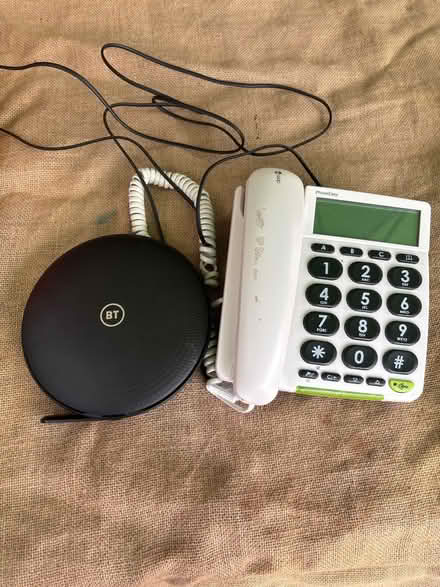 Photo of free Phone and wifi signal booster (Kingston KT19) #1