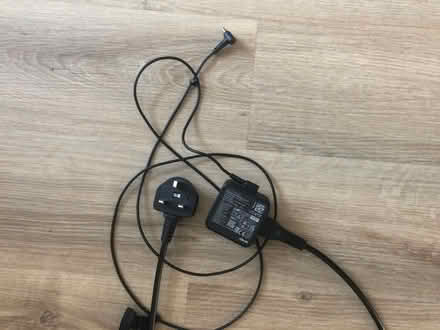 Photo of Asus laptop charger (HG1) #1
