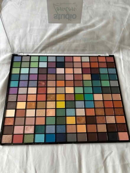 Photo of free Eye shadow palette (Bs15 4ub) #3