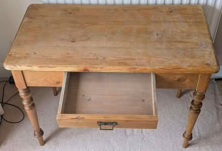 Photo of free Desk / small table (Dean Court OX2) #2