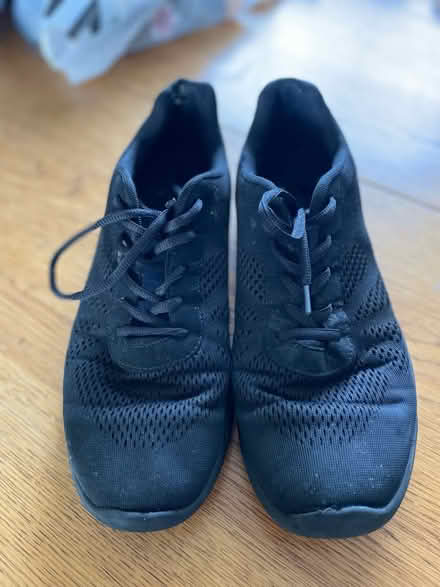 Photo of free Black trainers size Eu 43 (Halifax, HX1) #1