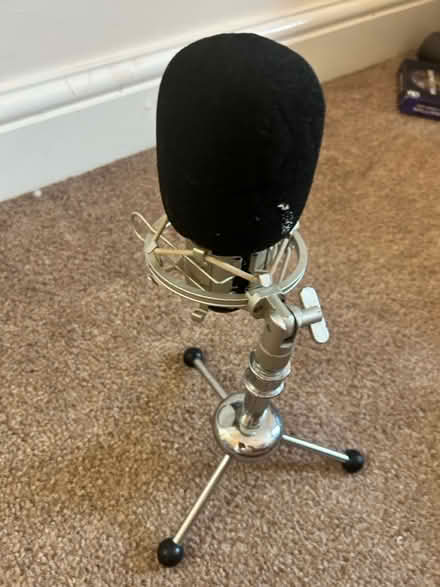 Photo of free Gear 4 music microphone (B29) #3