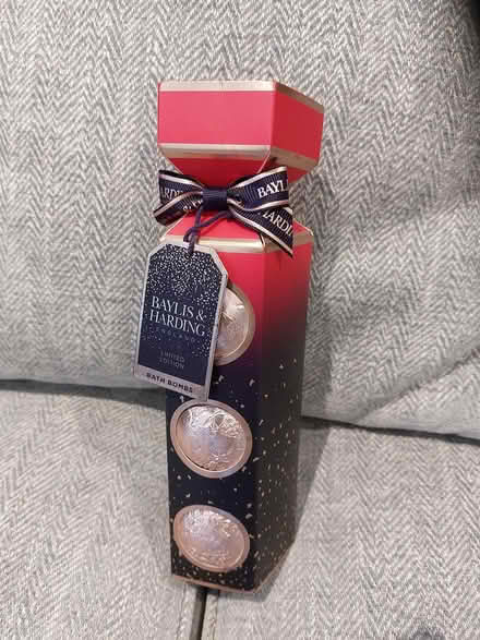 Photo of free Baylis & Harding bath bombs (Surrenden Road) #1