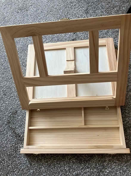 Photo of free Table top easel (Nunney BA11) #2