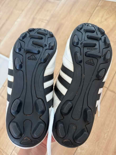 Photo of free Size 5 football/rugby boots (Islington N1 (essex road)) #3